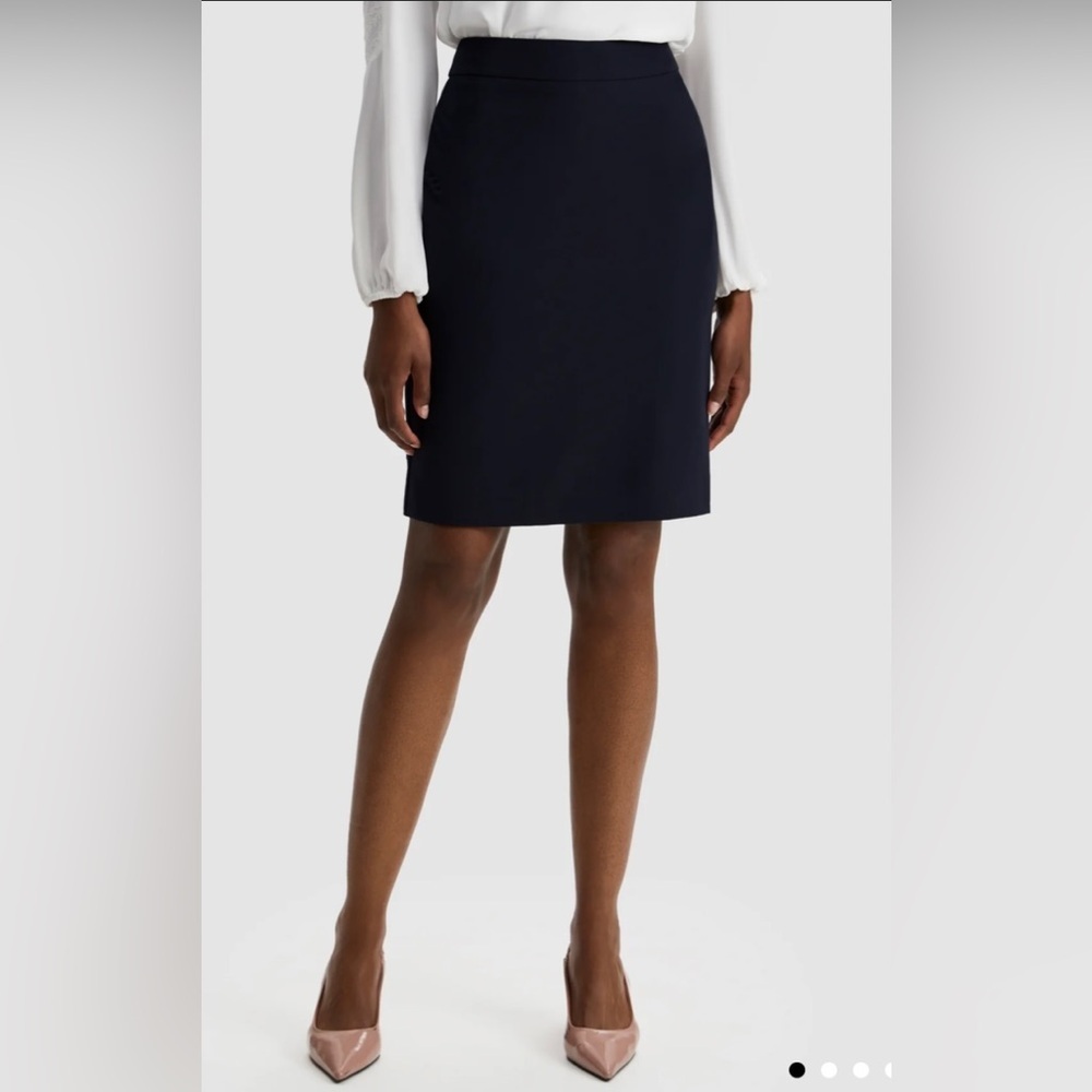 NWT Laura Essentials Pencil skirt black